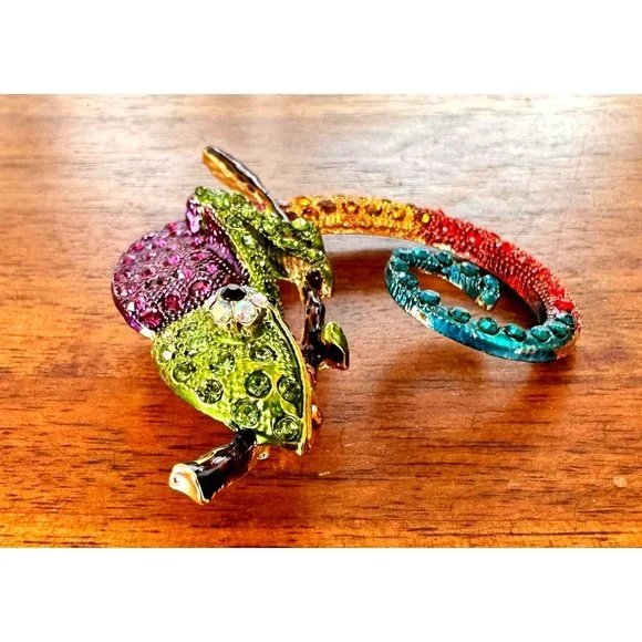 Chameleon Brooch Pin Rhinestones Lizard Gecko New Art Deco Tropical Rain… - Picture 2 of 12